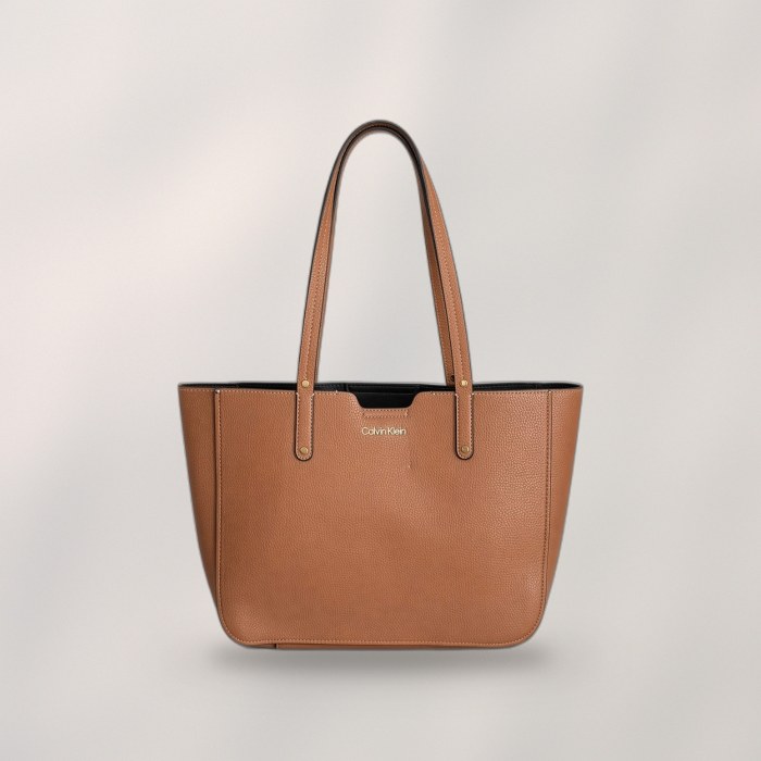 BOLSA CALVIN KIEIN GRANDE CARAMELO